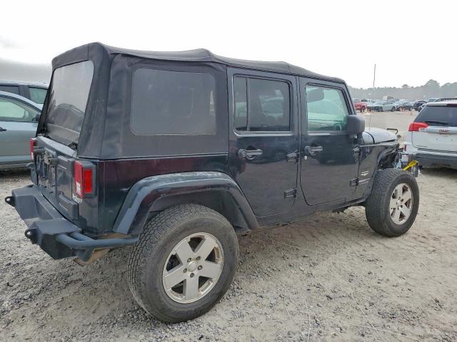Jeep Wrangler Sahara Image 2