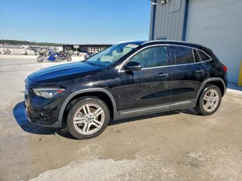  Salvage Mercedes-Benz GLA