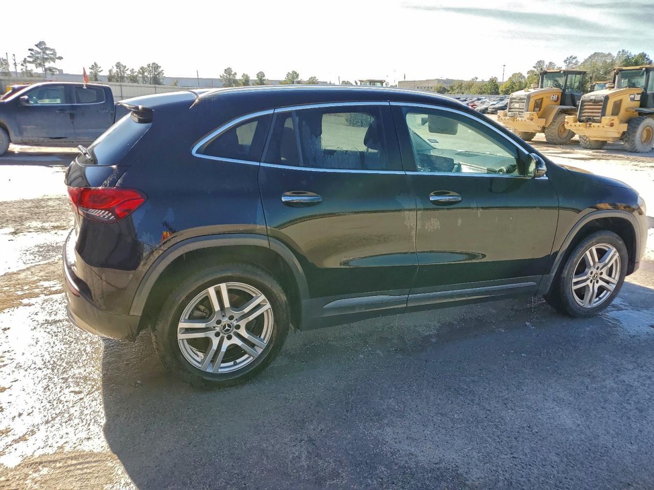 Mercedes-Benz GLA 250 Image 11