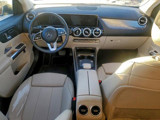 Mercedes-Benz GLA 250 Image 6