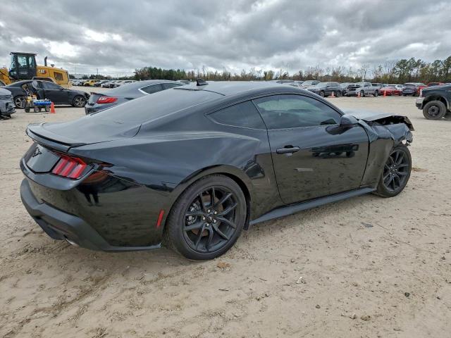 Ford Mustang Image 2