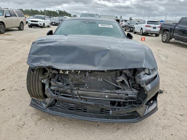 Ford Mustang Image 8