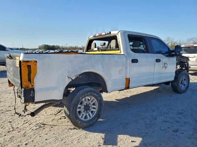 Ford F-250 Super Duty Image 6