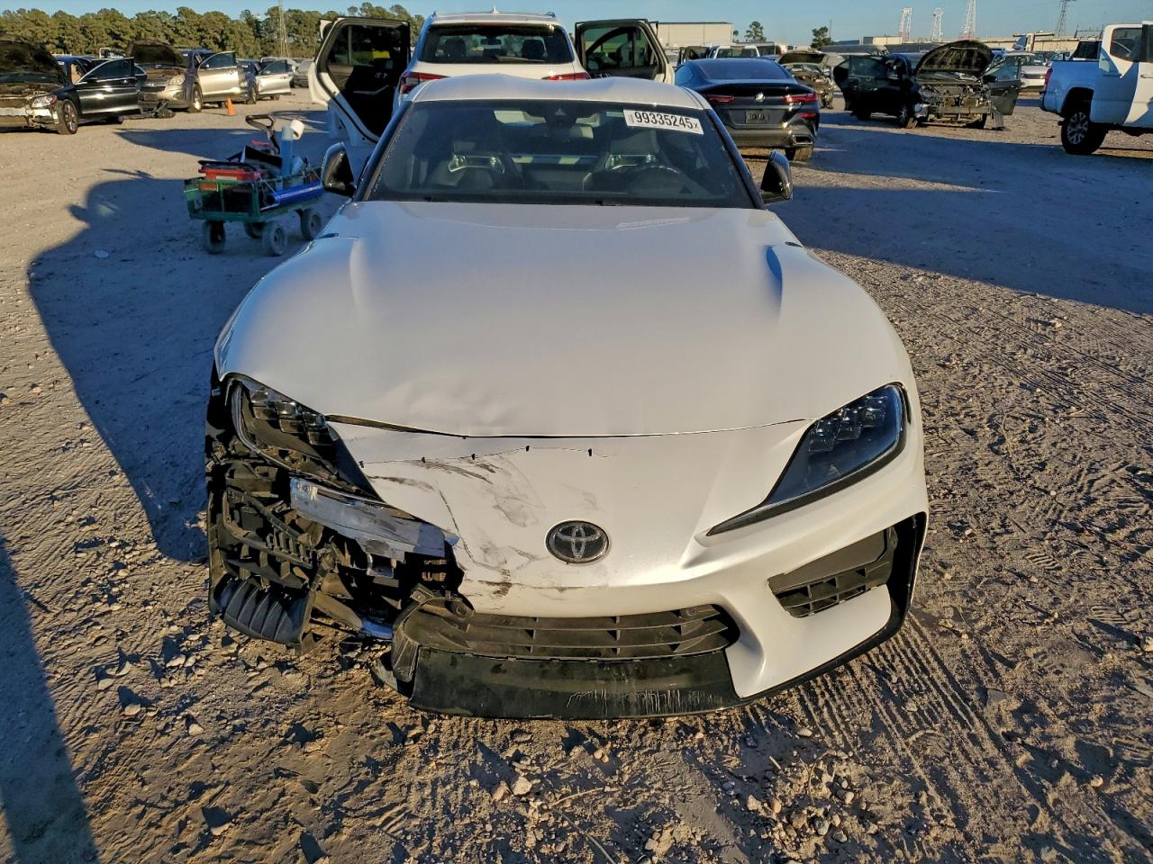 Toyota Supra Base Image 7