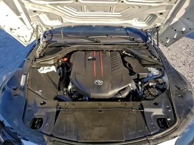 Toyota Supra Base Image 11