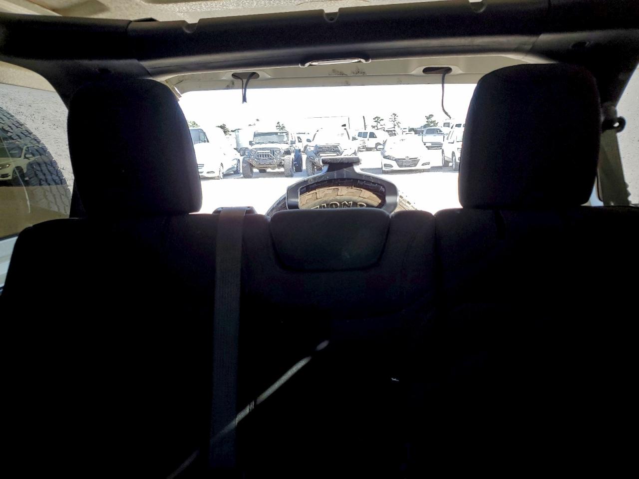 Jeep Wrangler Sport Image 5