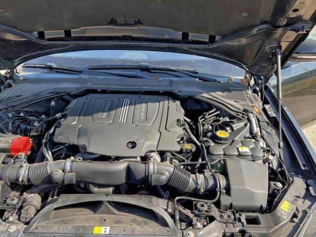 Jaguar XF Premium Image 4