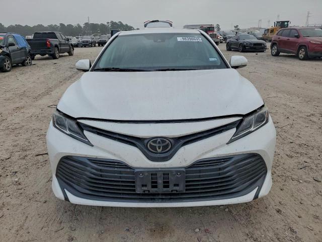 Toyota Camry L Image 4