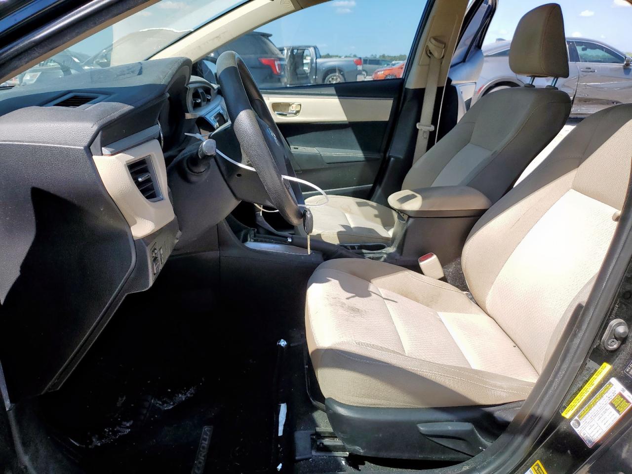 Toyota Corolla L Image 4