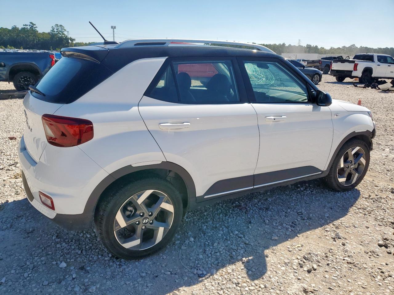 Hyundai VENUE Sel Image 5