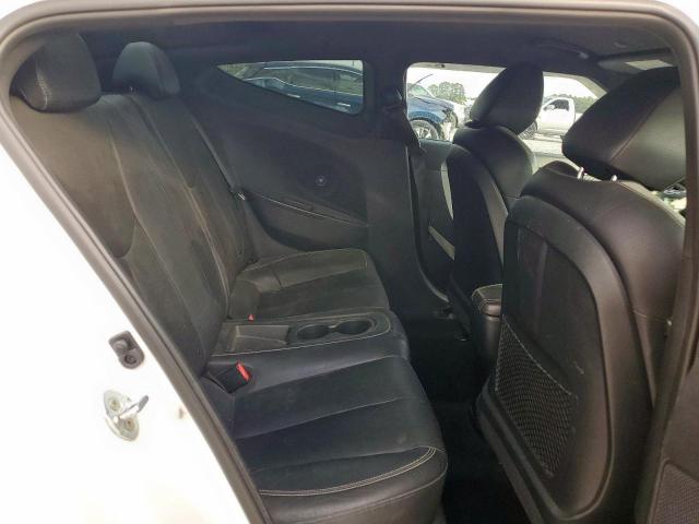 Hyundai VELOSTER Turbo Image 7