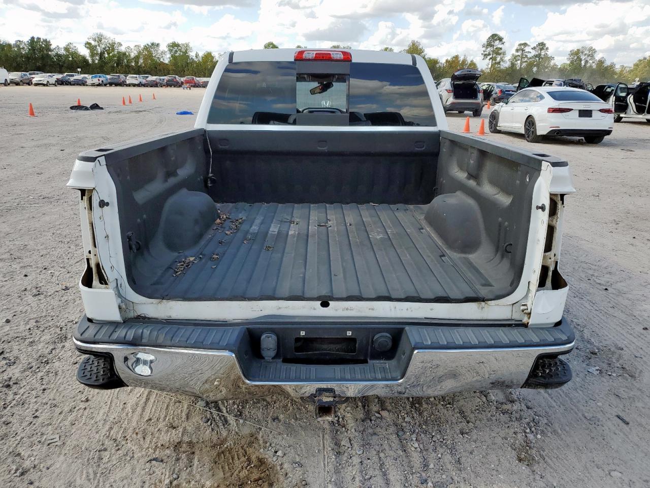 Chevrolet Silverado K1500 Ltz Image 3