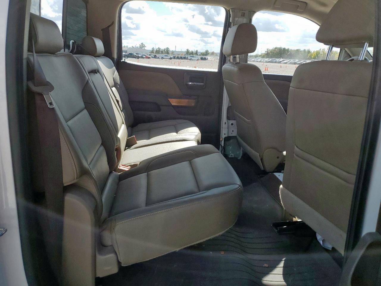 Chevrolet Silverado K1500 Ltz Image 7