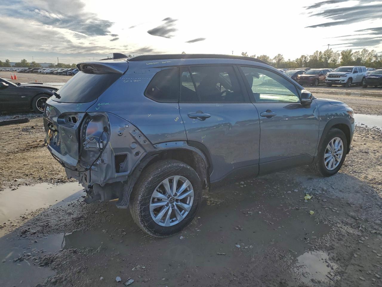 Toyota Corolla Le Image 2