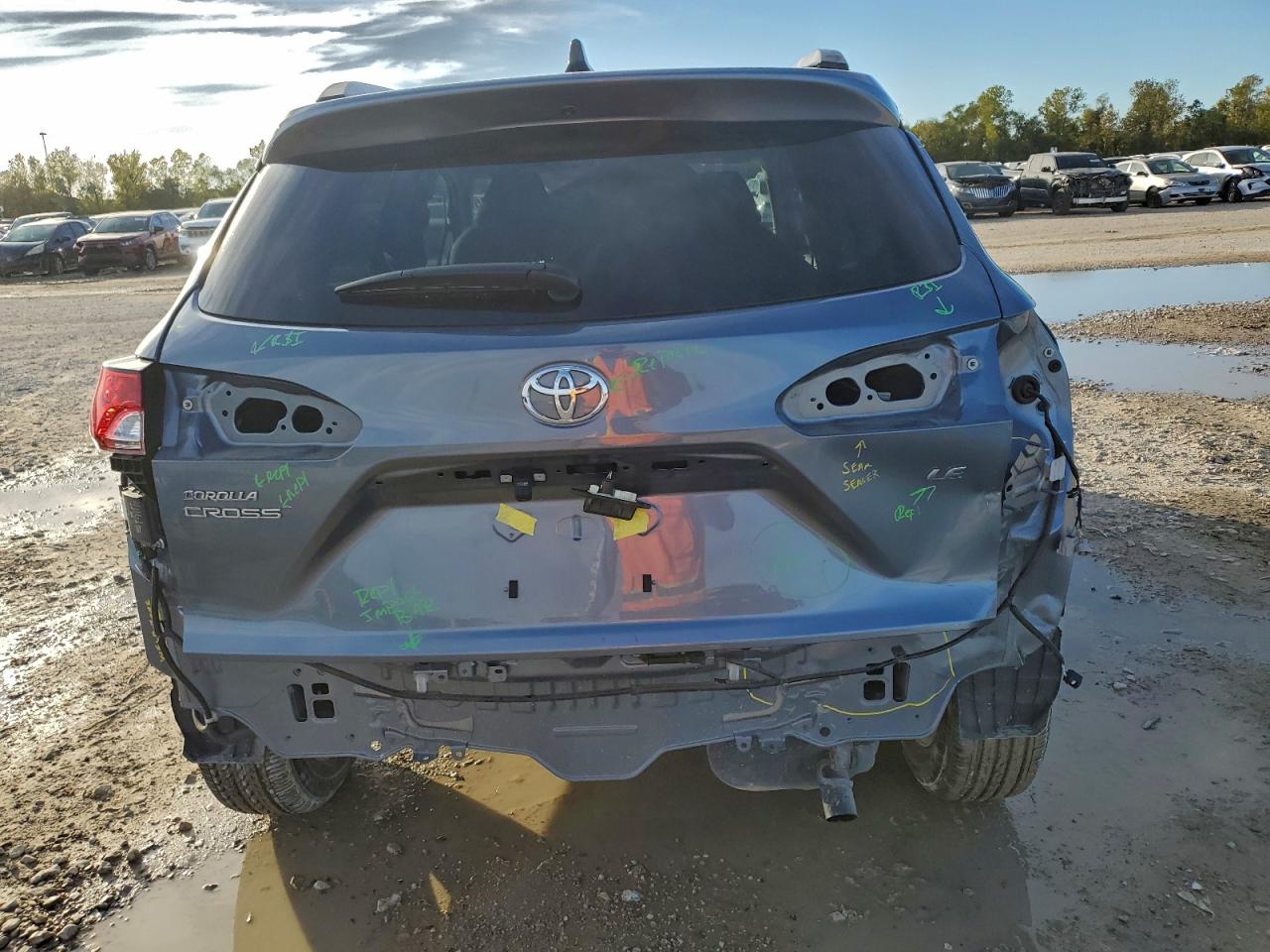 Toyota Corolla Le Image 10