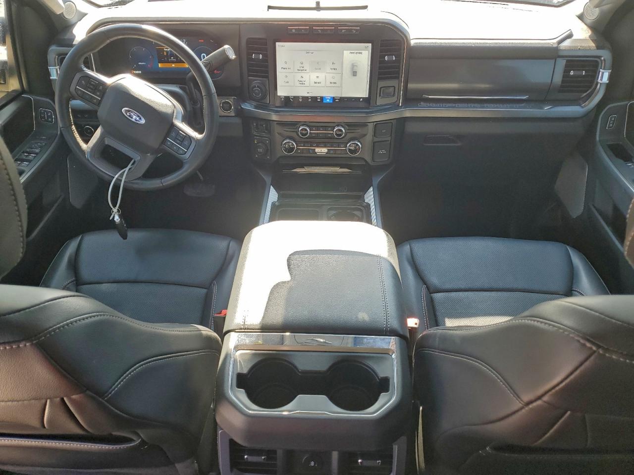 Ford F-250 Super Duty Image 4