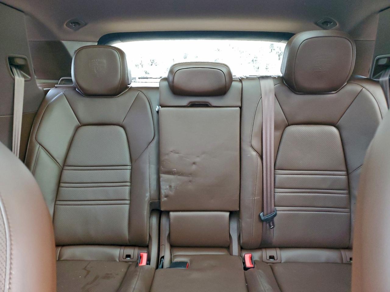 Porsche Cayenne Ba Base Image 11