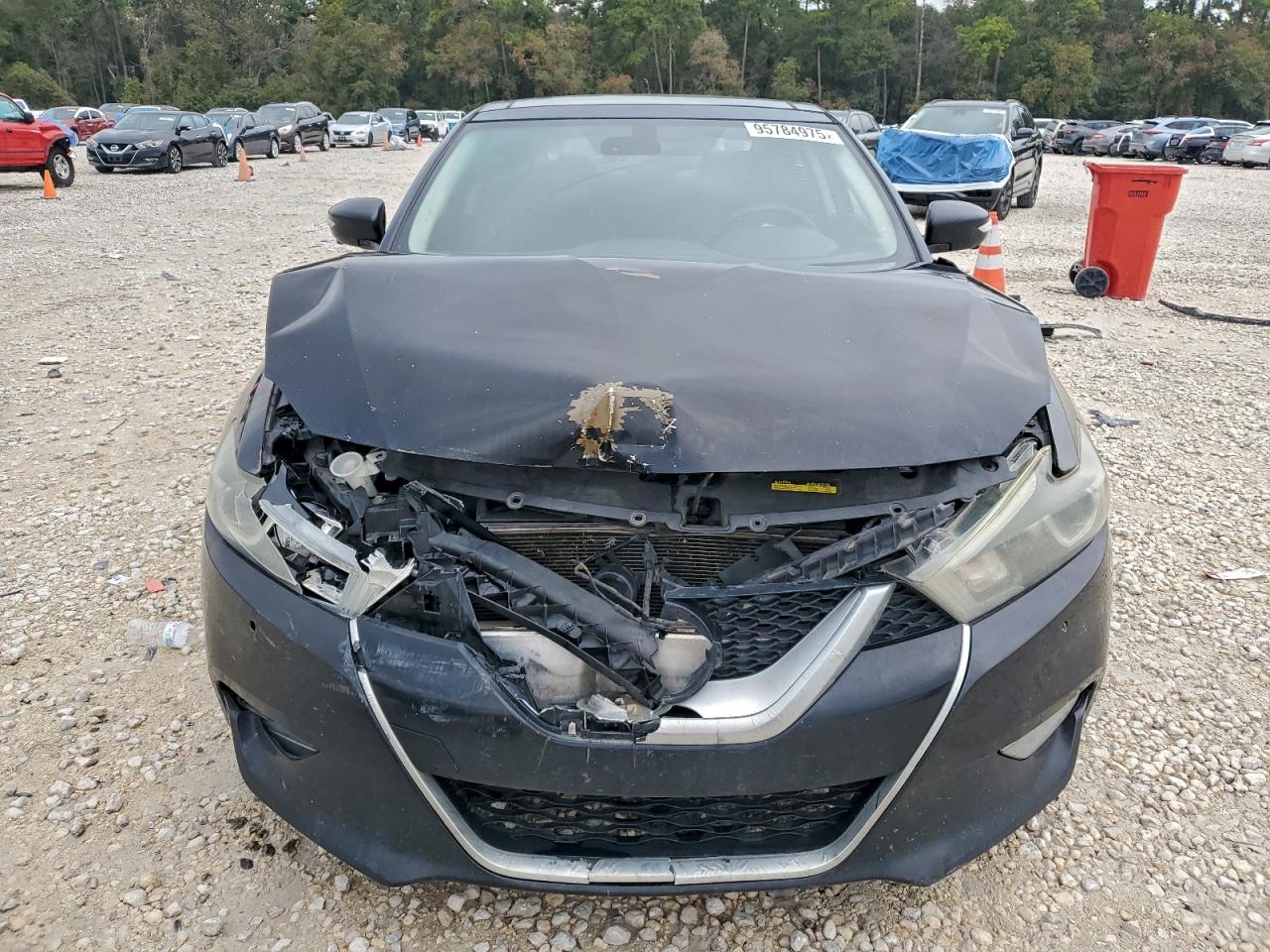 Nissan Maxima 3.5s Image 6