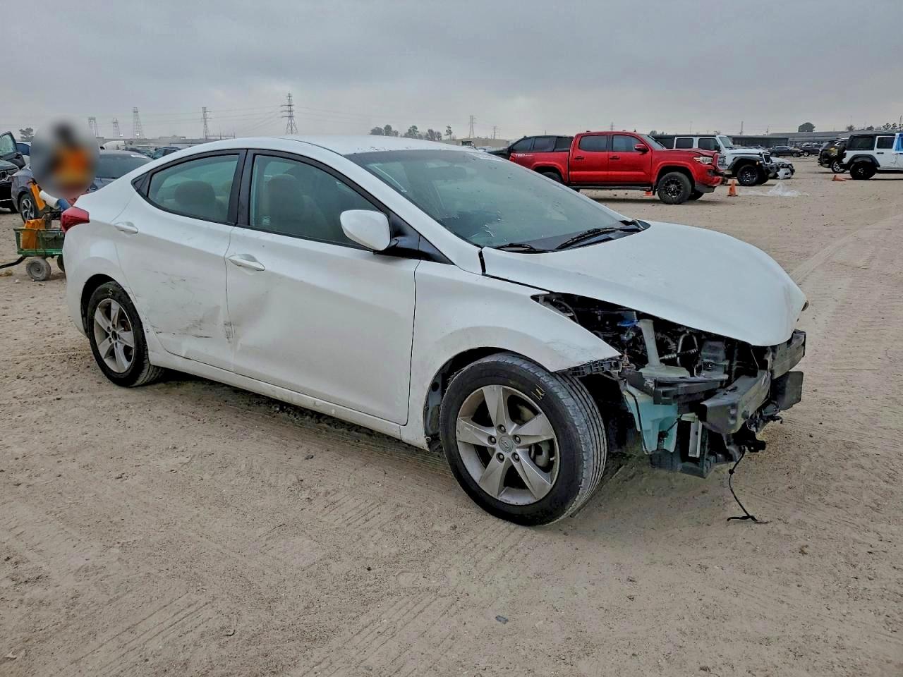 Hyundai ELANTRA Gls Image 9