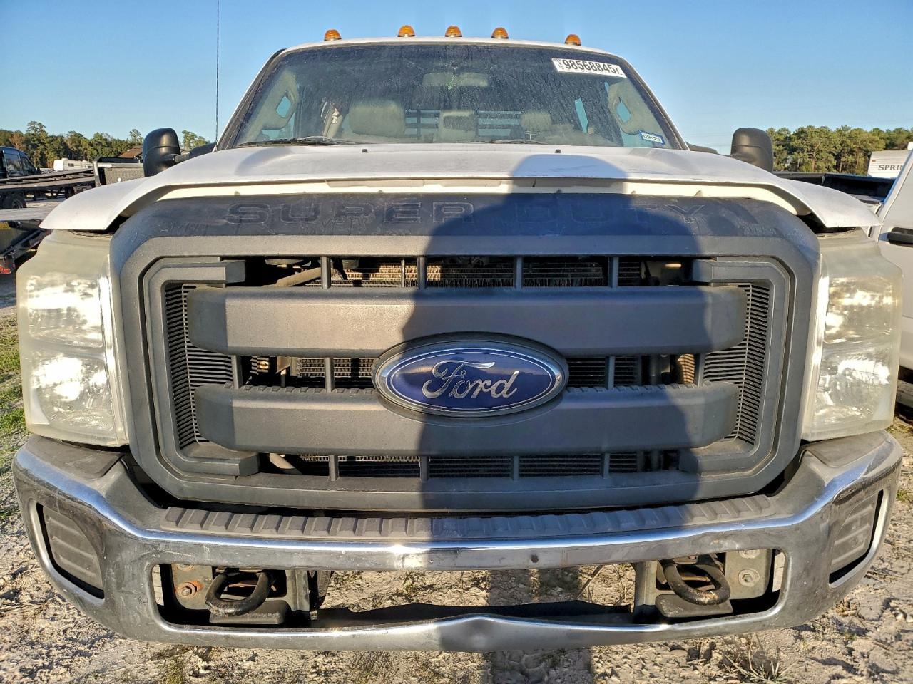 Ford F-350 Super Duty Image 10