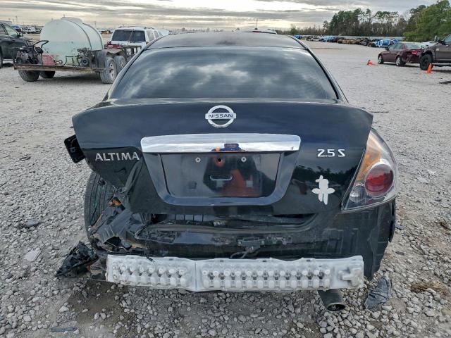 Nissan Altima Base Image 5