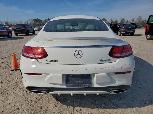 Mercedes-Benz C-Class 300 4matic Image 10