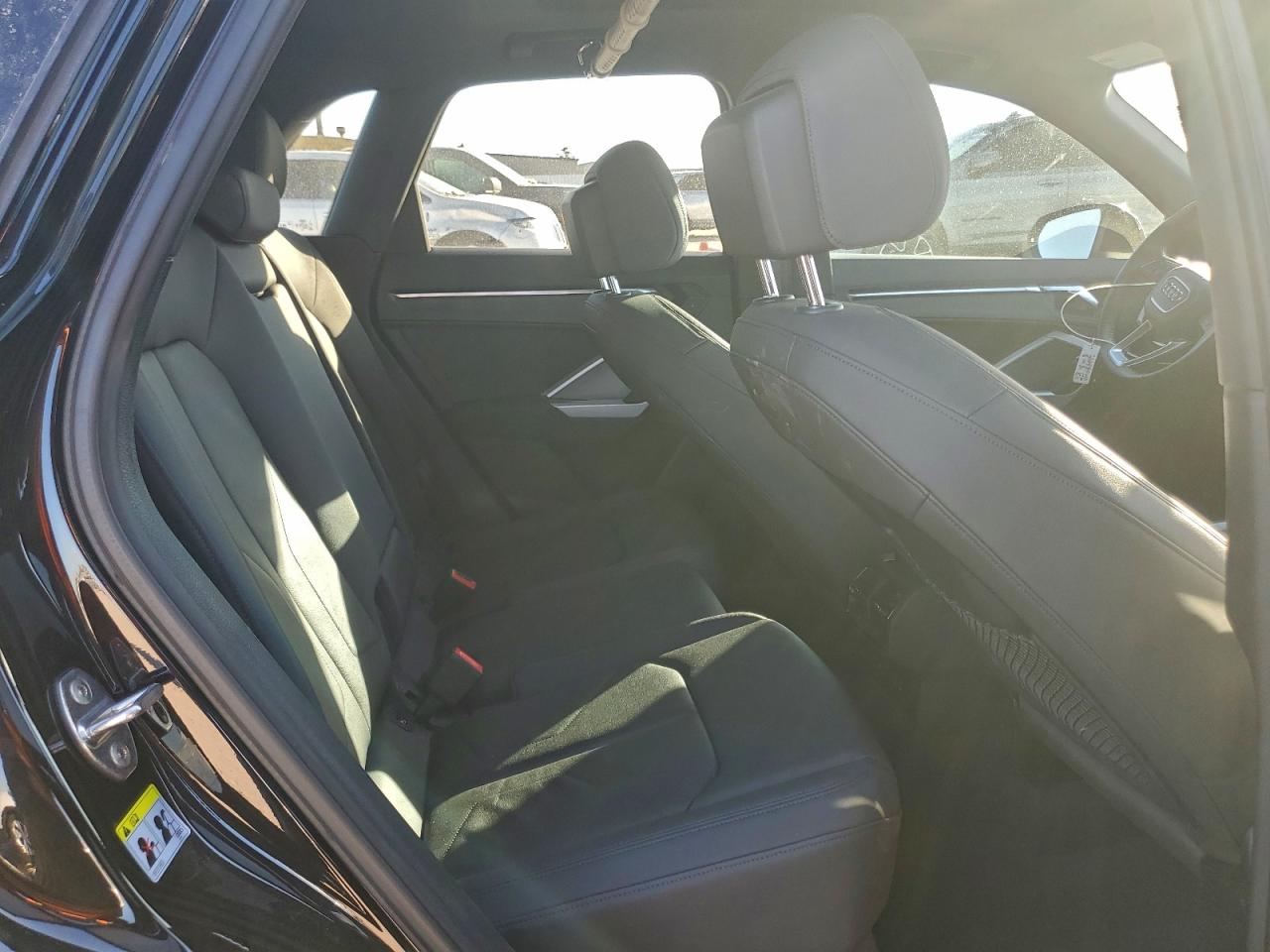 Audi Q3 Premium Plus S-line Image 10