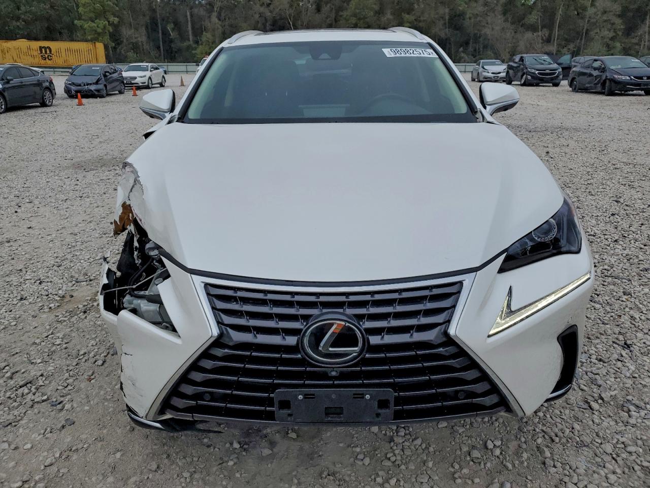 Lexus NX 300 Image 5