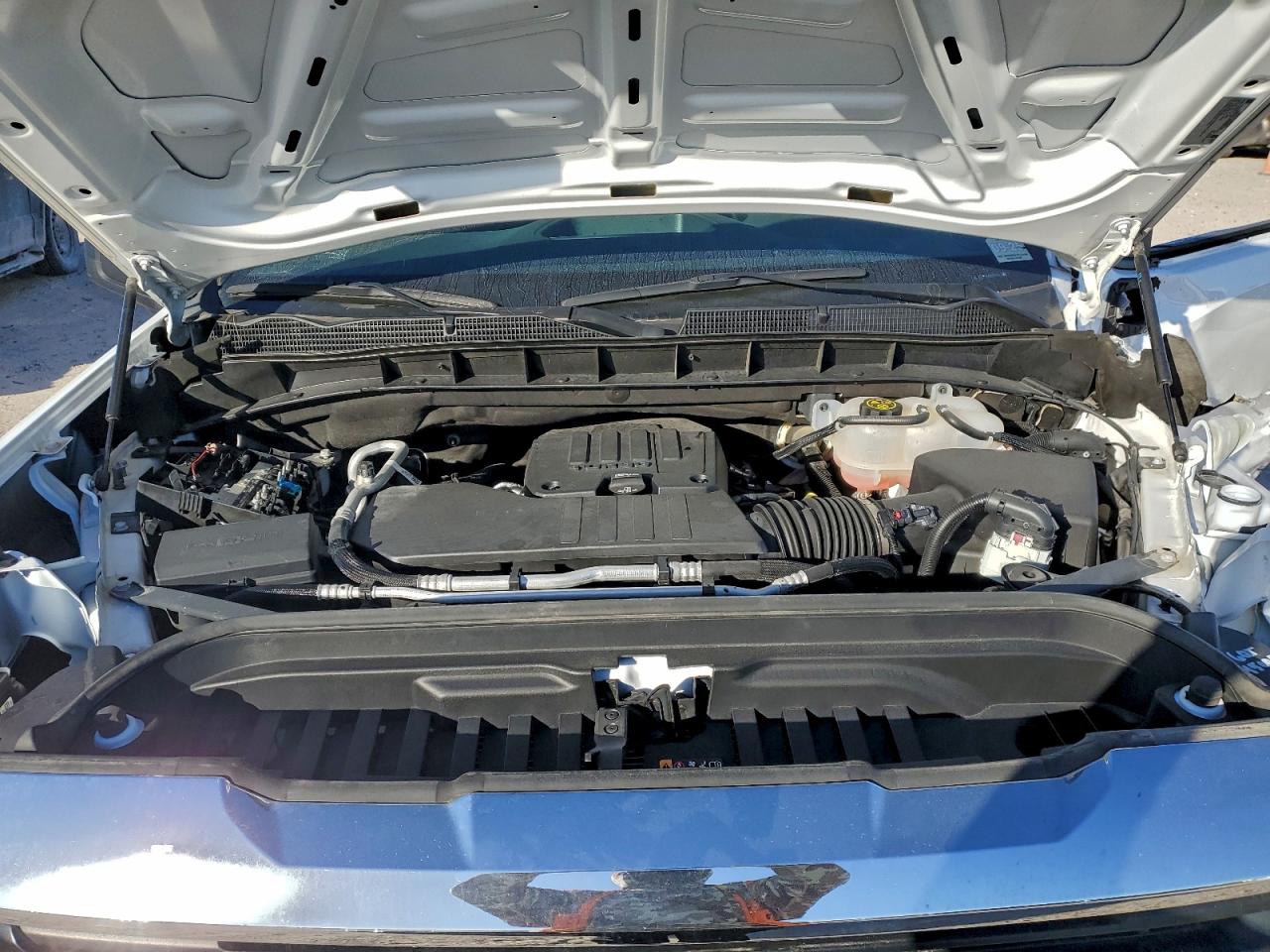 GMC Sierra C1500 Image 2