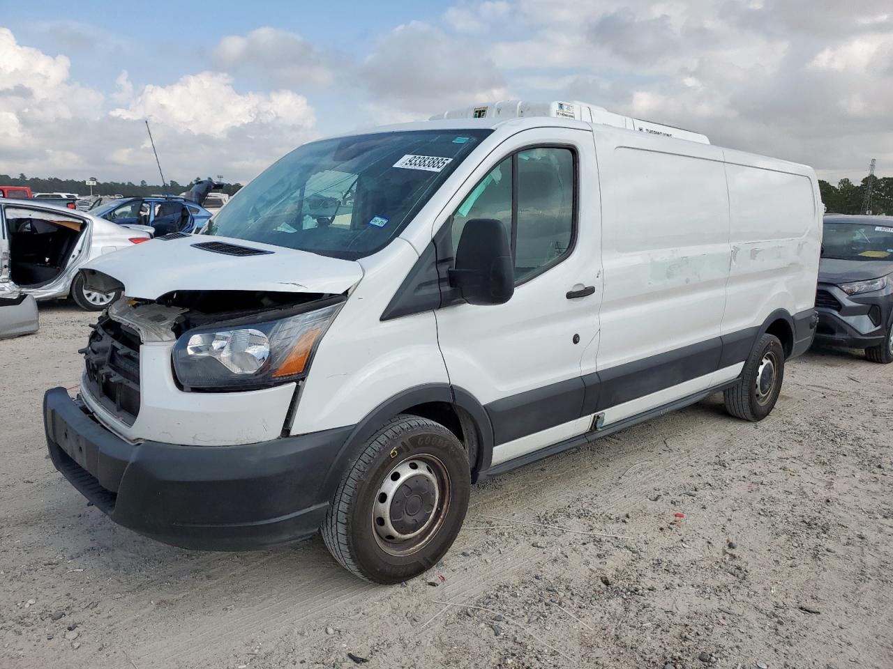 Ford Transit T-250 Image 1