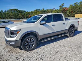  Salvage Nissan Titan