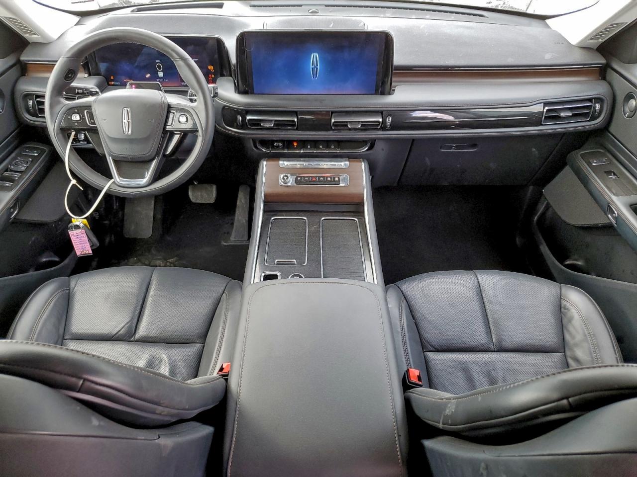 Lincoln Aviator Reserve Image 13