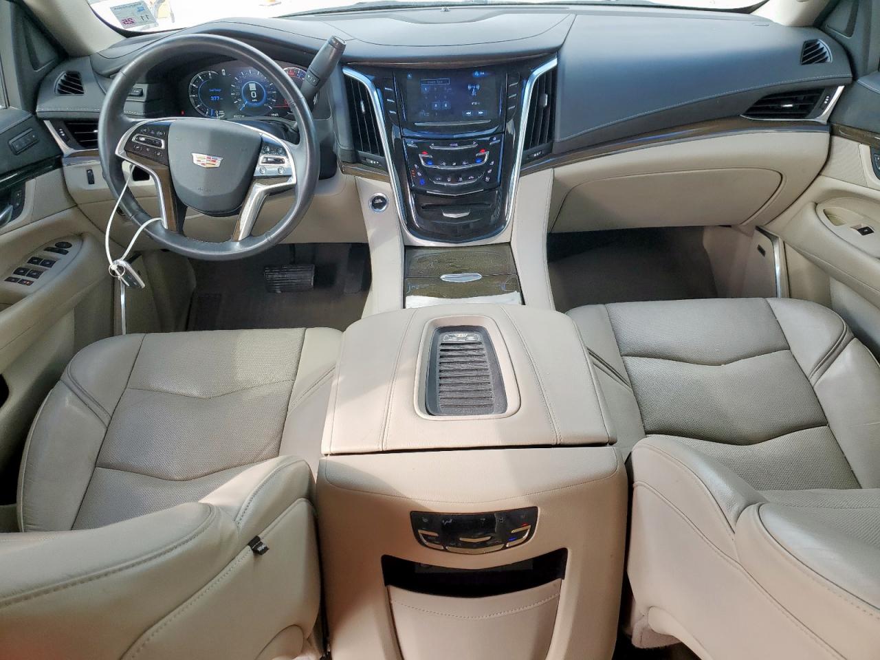 Cadillac Escalade Esv Premium Luxury Image 12