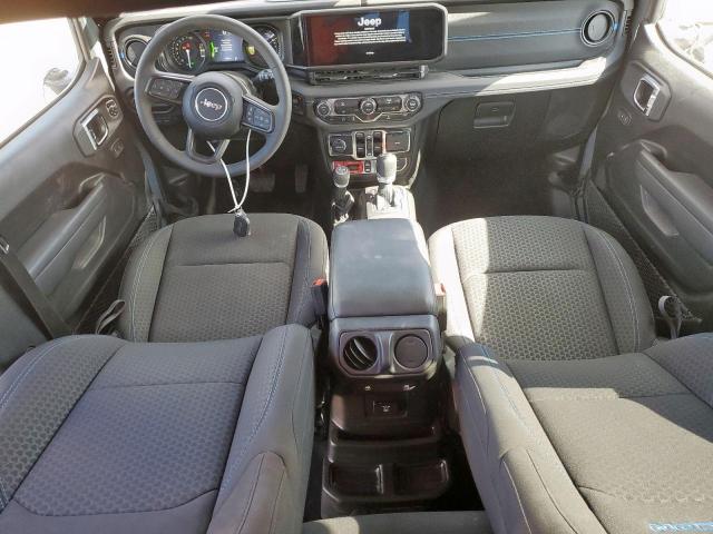 Jeep Wrangler Rubicon 4xe Image 13