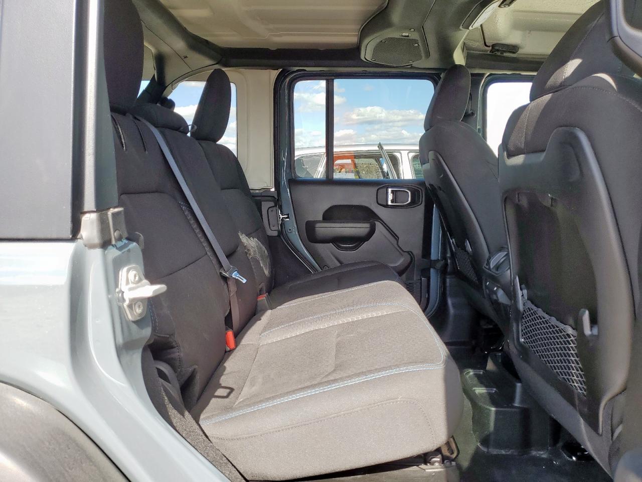 Jeep Wrangler Rubicon 4xe Image 7