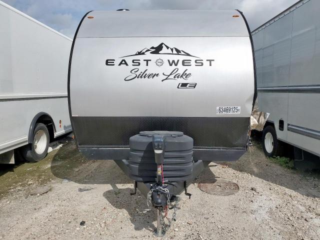 Silv Travel Tra Image 10