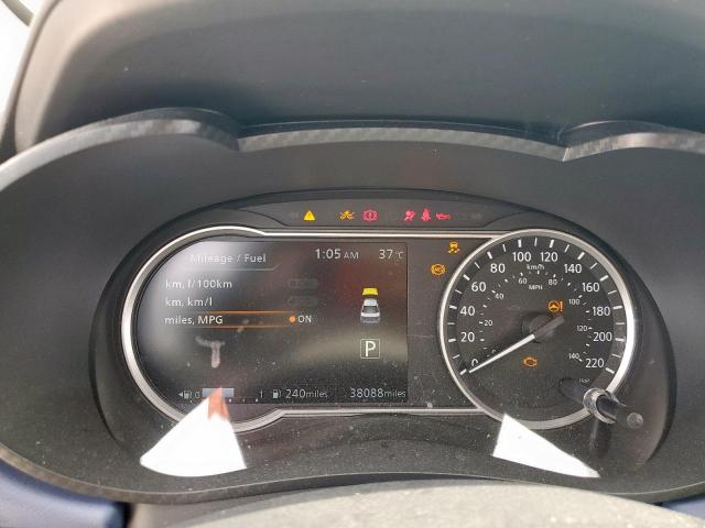 Nissan Versa Image 5