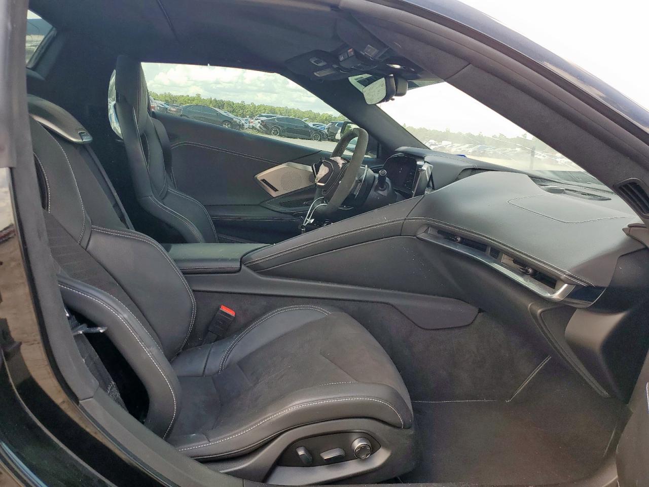 Chevrolet Corvette Stingray 3lt Image 9