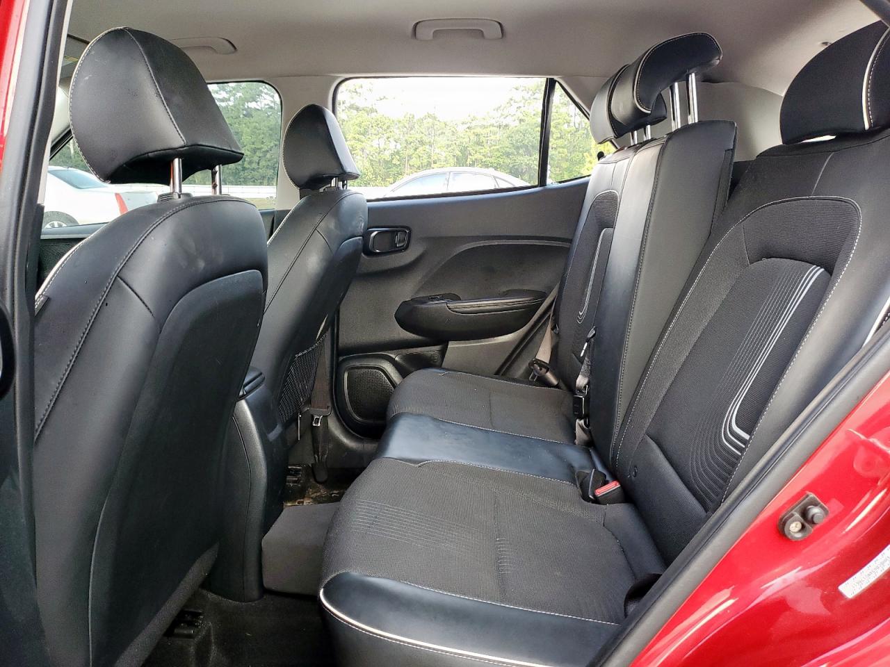 Hyundai VENUE Sel Image 6