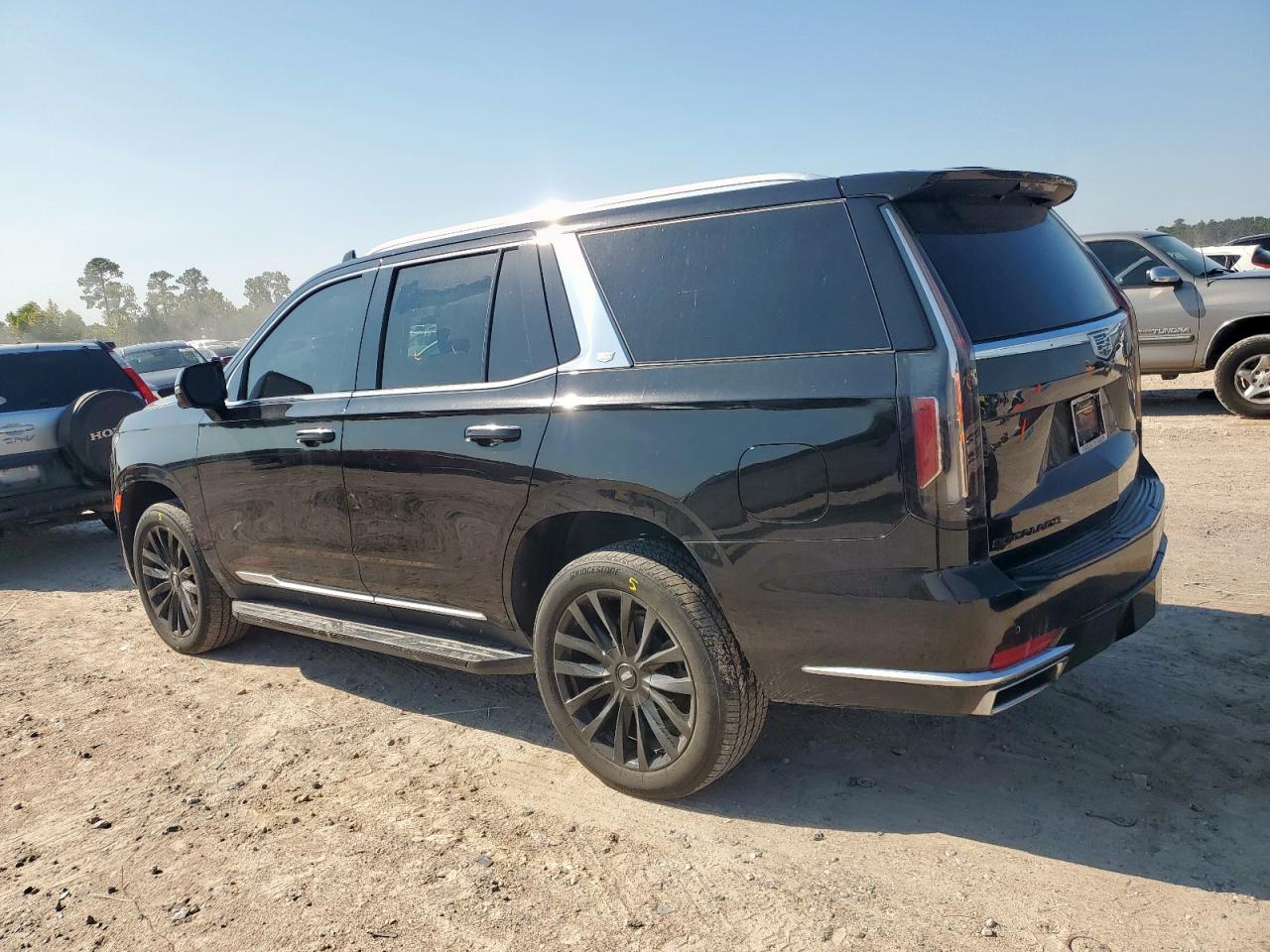 Cadillac Escalade Luxury Image 5