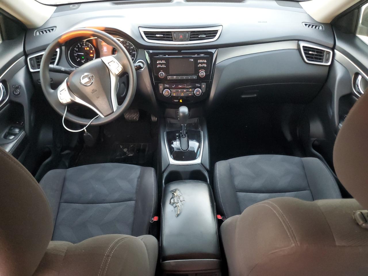 Nissan Rogue S Image 12