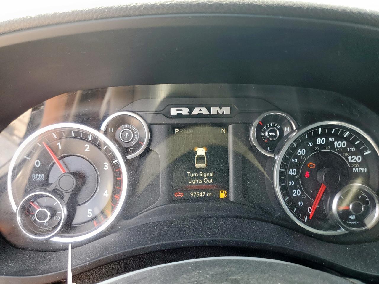 Ram 2500 Tradesman Image 4