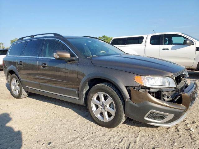 Volvo XC70 3.2 Image 3
