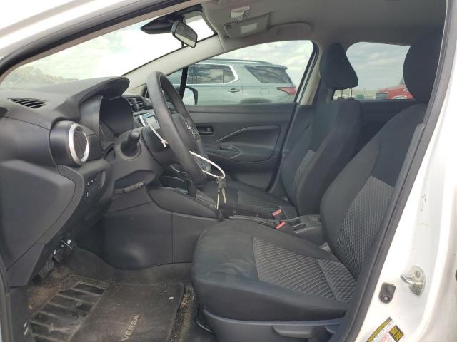 Nissan Versa S Image 10