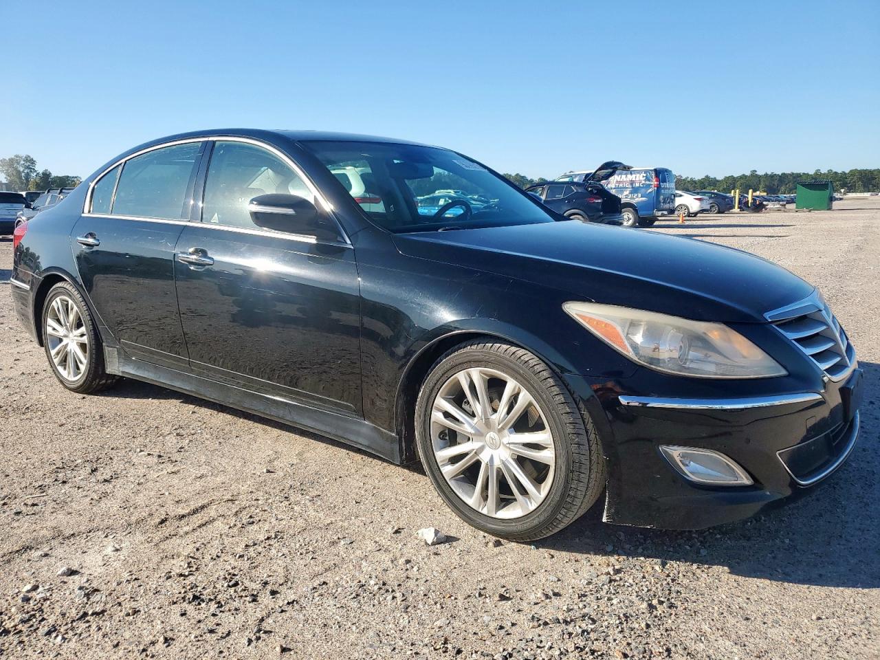 Hyundai Genesis 3.8l Image 3