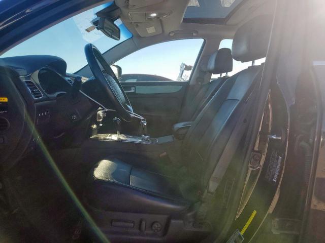 Hyundai Genesis 3.8l Image 6