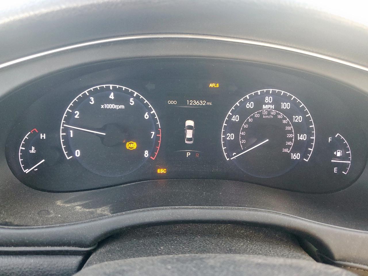 Hyundai Genesis 3.8l Image 5