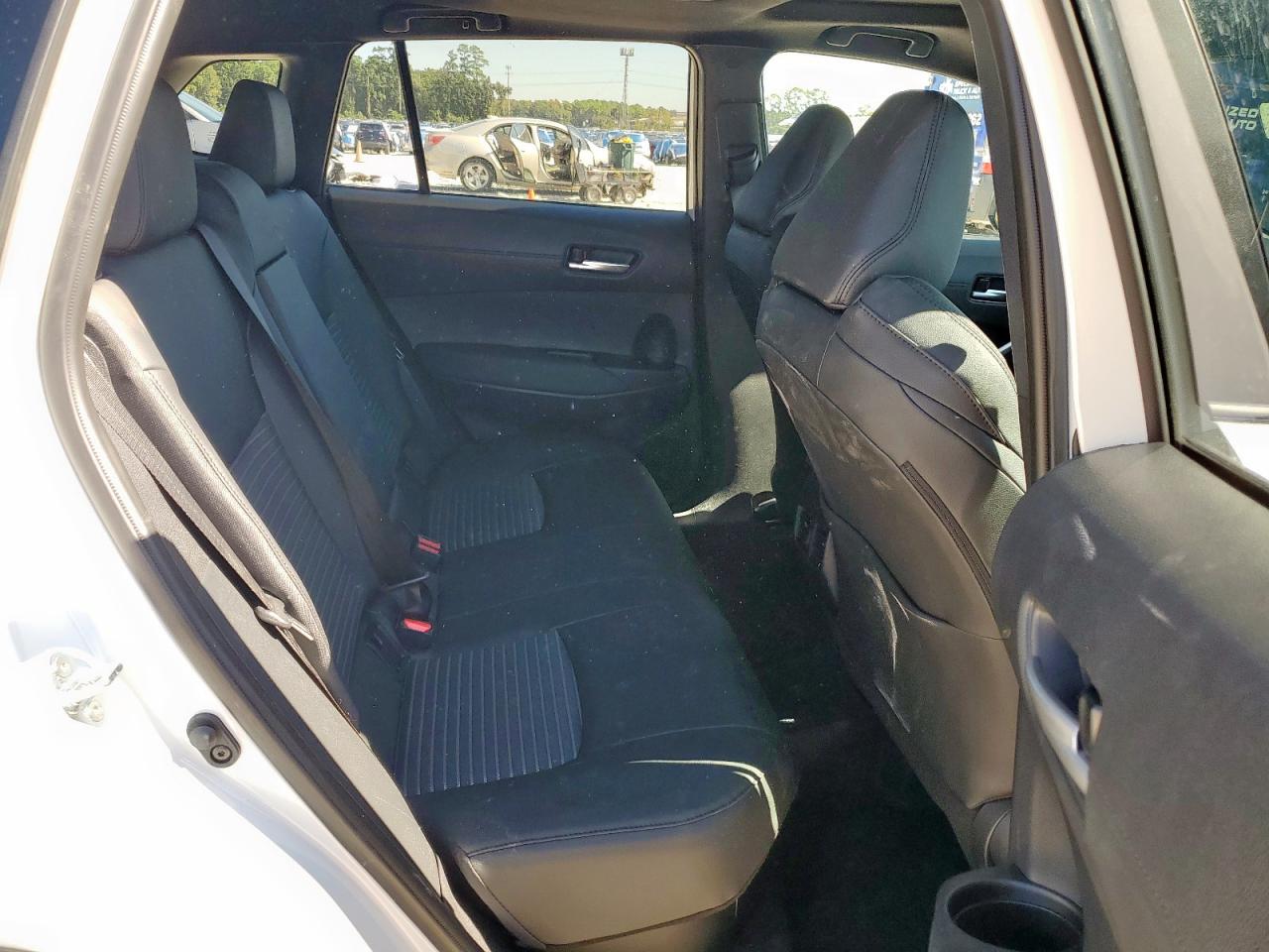 Toyota Corolla S Image 13