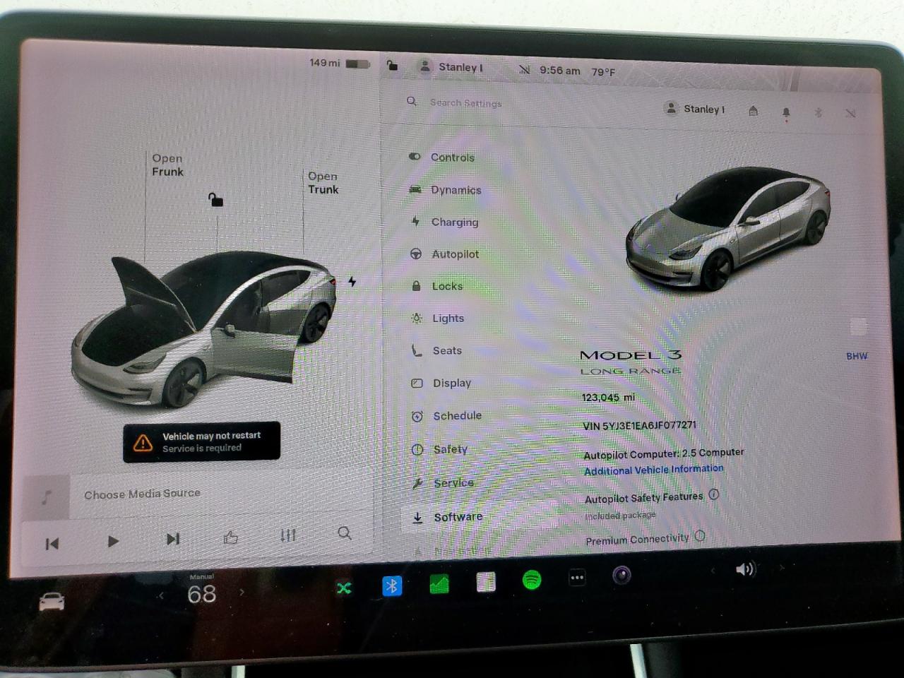 Tesla Model 3 Image 12