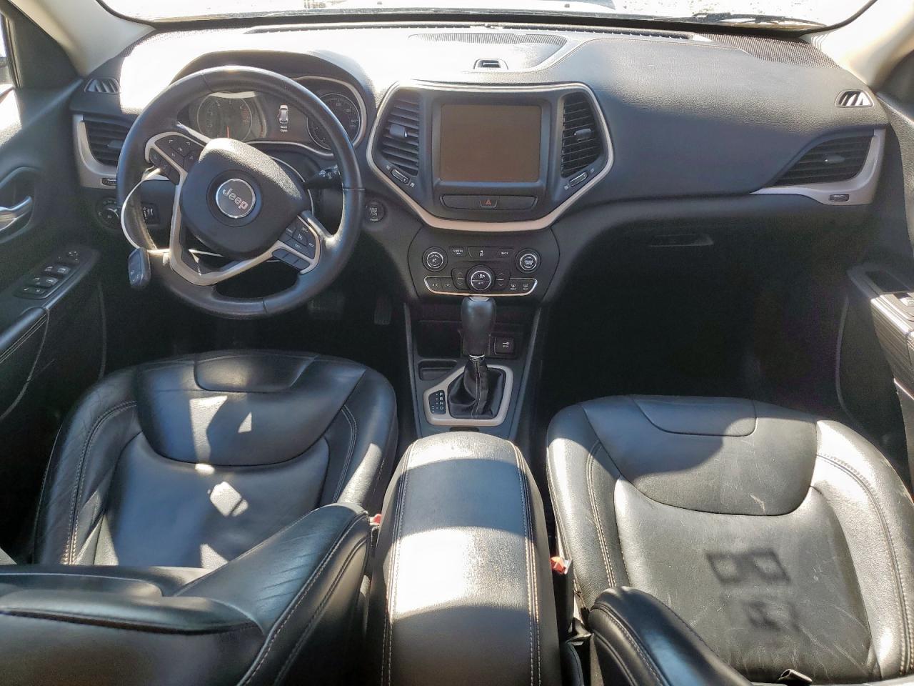 Jeep Grand Cherokee Limited Image 4